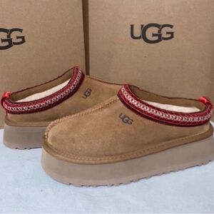 UGG TAZZ